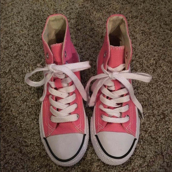 Airwalk Other - NWOT Airwalk Pink High Top sneakers